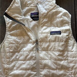 Patagonia Kids White Puffer Vest